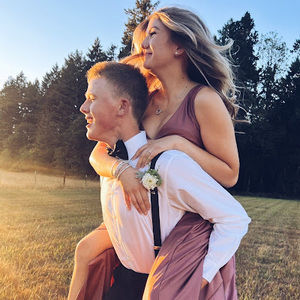 Meet your Posher, Grace